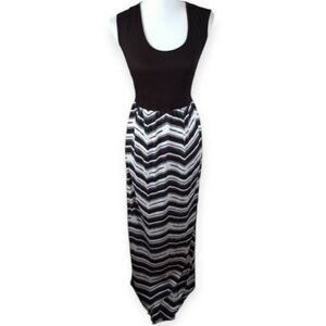 MA CHERIE MATERNITY BLACK & WHITE DRESS SZ.M EUC